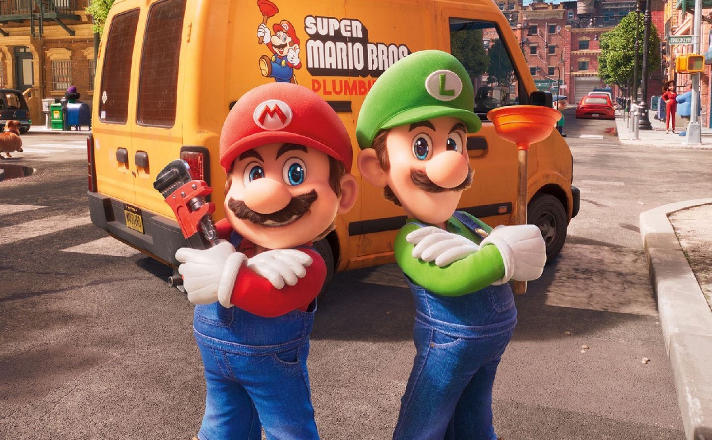 Mario et Luigi, bras croisés et outils en main, devant leur camionnette de plombiers à Brooklyn
