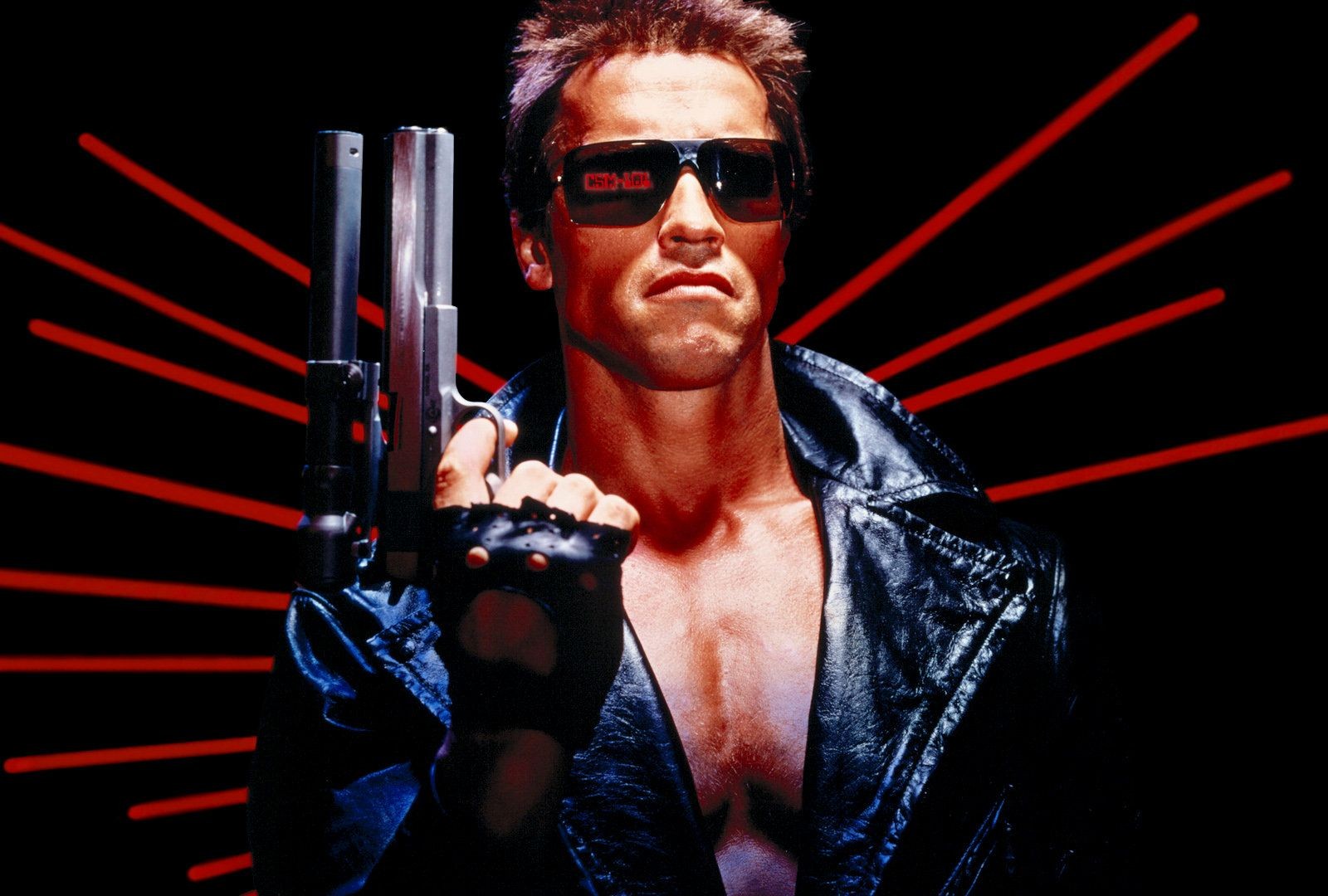 Arnold Schwarzenegger en Terminator, lunettes noires et pistolet à la main