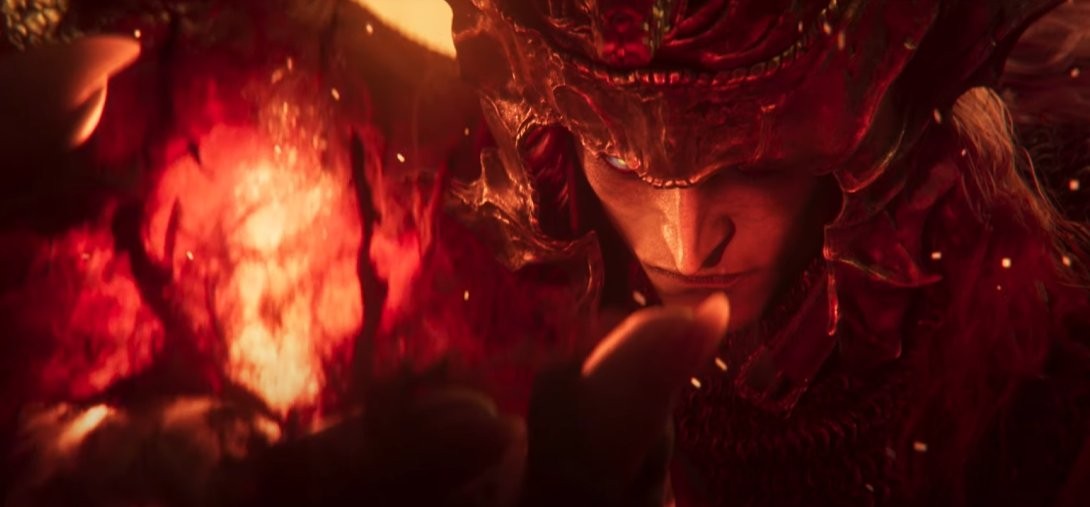 Personnage casqué baigné de lumière rouge, une flamme à la main, extrait du story trailer